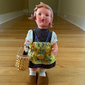 Goebel Hummel Vinyl Doll Gretl Series 1700 Clothes Tag Vintage